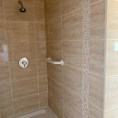 Clonmore 3*